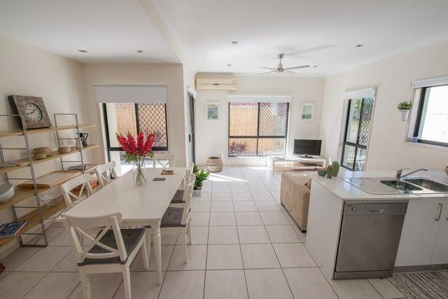 2/24 Kennington Road, QLD 4152