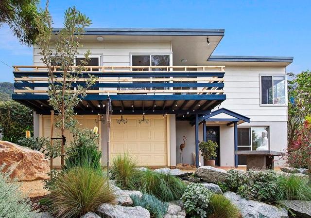 31 Treetop  Glen, NSW 2515