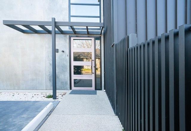 1/57 Maryland Way, NSW 2640