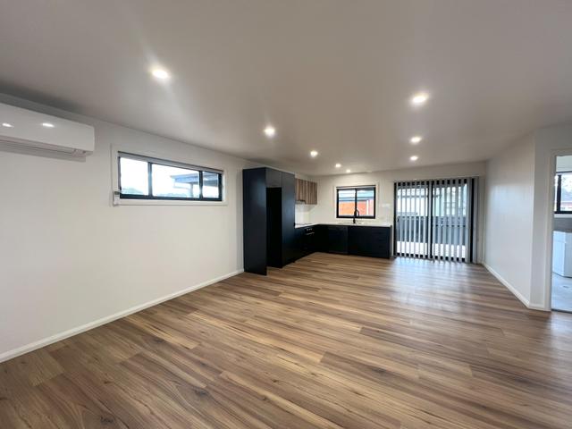 5 Jones Avenue, NSW 2350