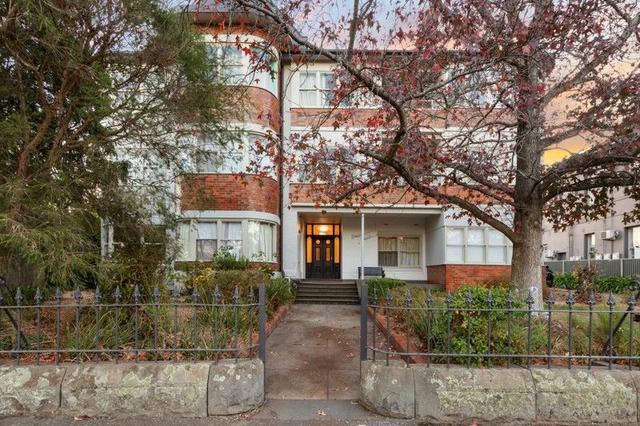 5/4 Lyons Street South, VIC 3350