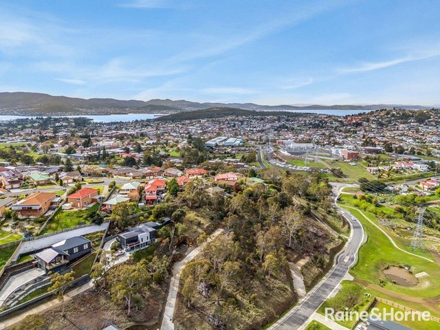 18 Kiewa Rise, TAS 7008