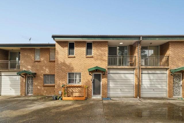 2/103 Highview Avenue, NSW 2190