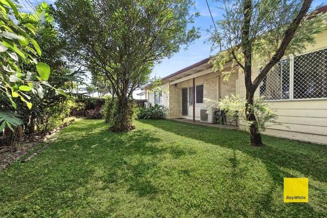 1/8 English Street, QLD 4870