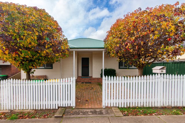 36 Wade Street, NSW 2583
