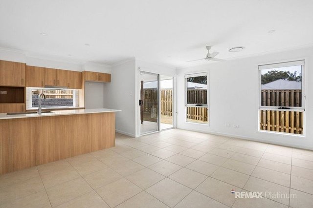 1/2 Opera Street, QLD 4504