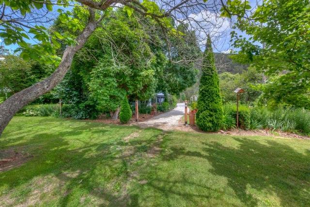 108 Great Alpine  Road, VIC 3741