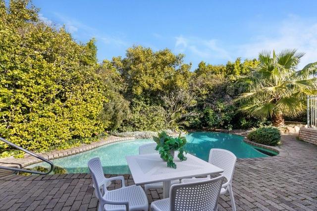 4 Epping Grove, WA 6025
