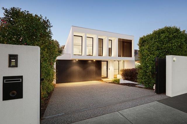 67 Centre  Road, VIC 3187
