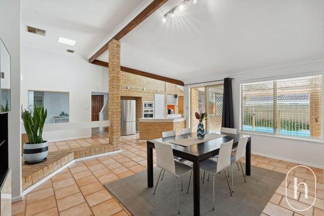 12 Bluebay Hill, WA 6066