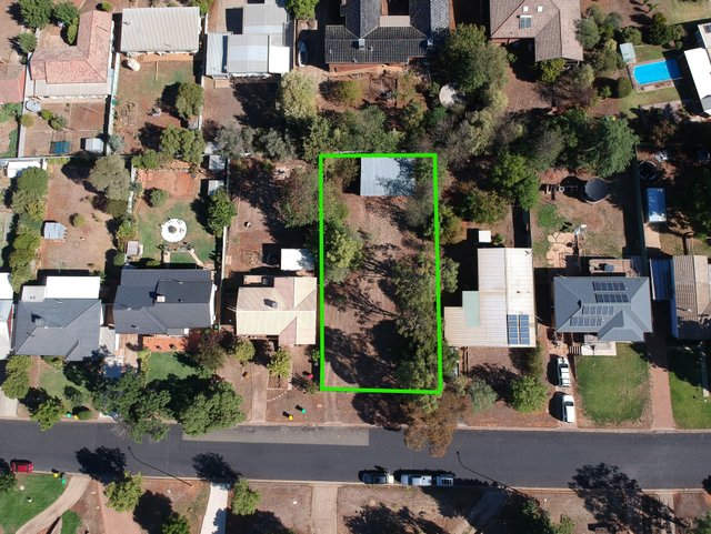 11 Evans Parade, NSW 2870