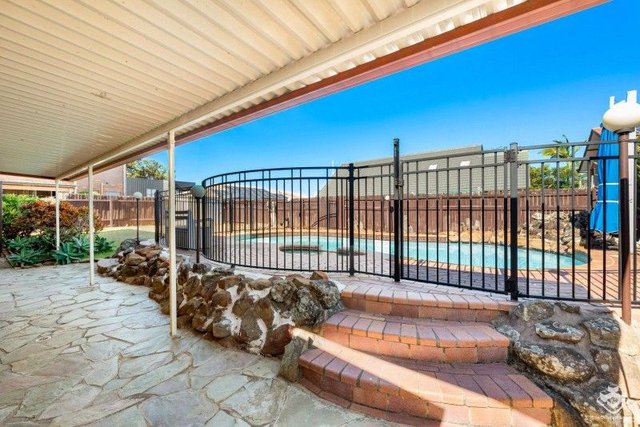 24 Orpheus Street, QLD 4109