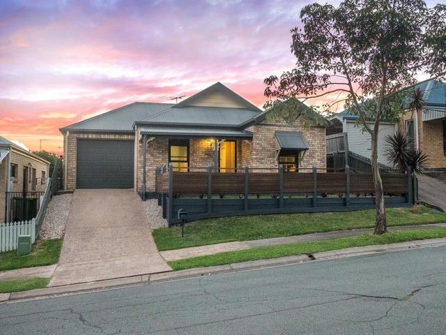 17 Wanderer Crescent, QLD 4300