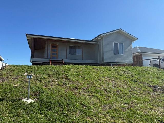 11 Chant, QLD 4370