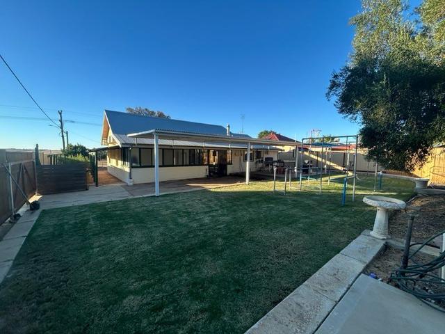 48 King  Street, WA 6522