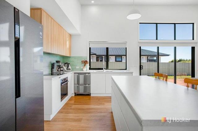 10 Beachrock View, TAS 7310