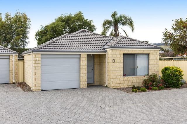 25B Waratah Drive, WA 6111