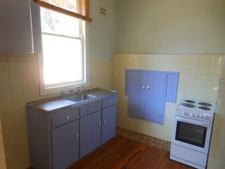 2 Cloete Street, Young -  Kitchen