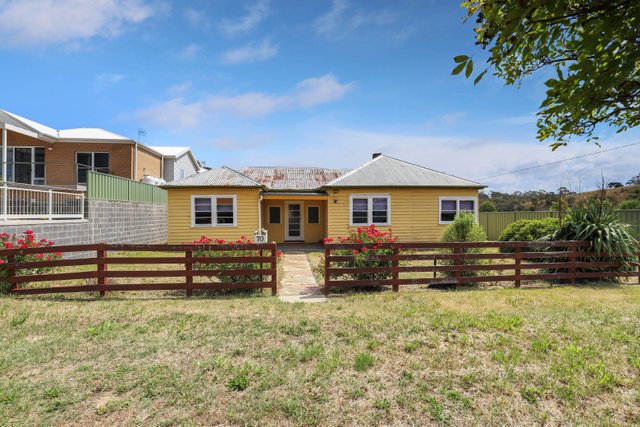 70 Young Street, NSW 2632