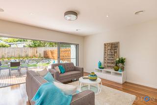 Family area to deck (2015-10-14)