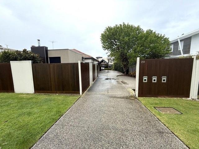 2/20 Munday Street, VIC 3228