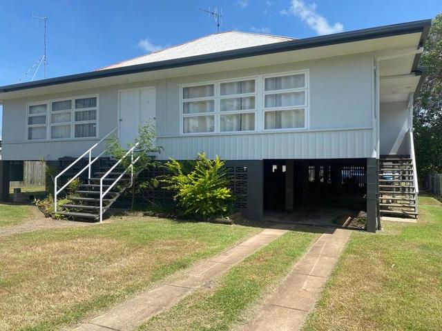 2/133 George Street, QLD 4670
