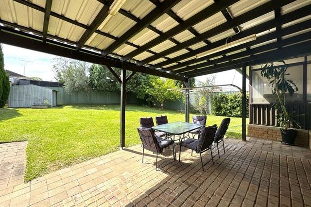 35 Jacaranda Drive, NSW 2198