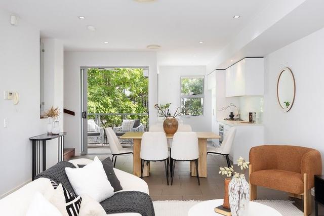 3/91 Mildmay Street, QLD 4103