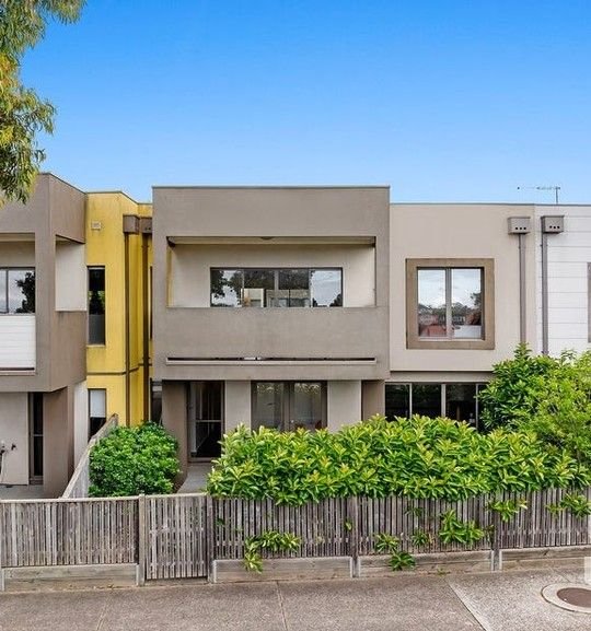 21 Zeta Circuit, VIC 3977