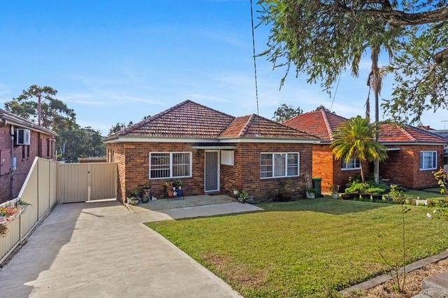 12 Alkoomie Street, NSW 2209