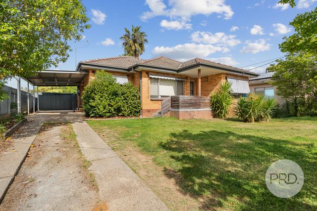 25 Nixon Crescent, NSW 2650