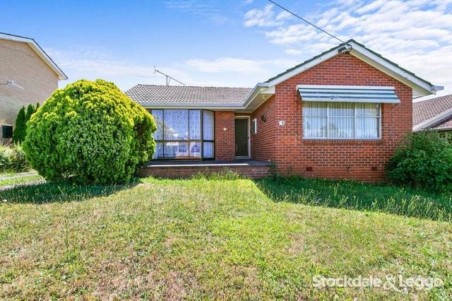 13 McInnes Crescent, VIC 3842