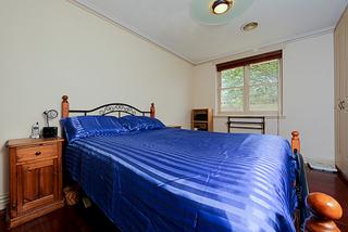 Master bed (2013-11-05)