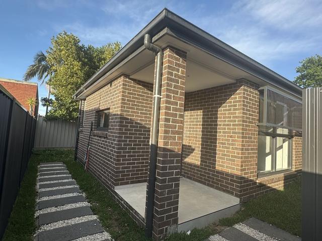 1/43A Shenstone Road, NSW 2210