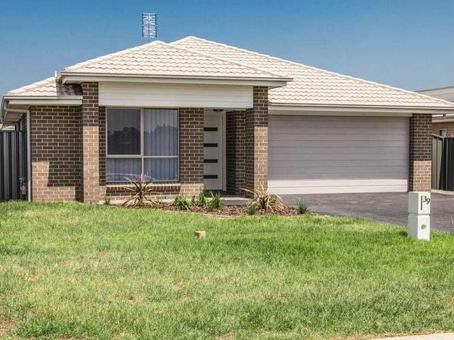 39 Moorebank Rd, NSW 2321