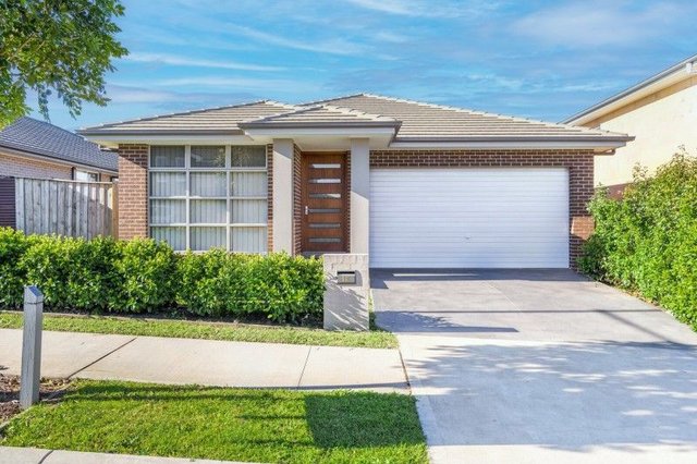 12 Carden Street, NSW 2570