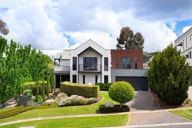 4 Lakewood  Drive, VIC 3550