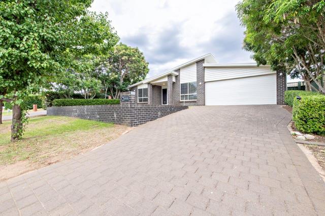 44 Cypress Point Drive, NSW 2830