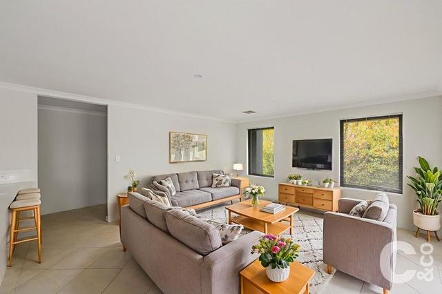 7 Tuart Ridge, WA 6167