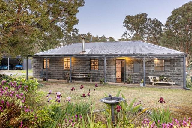 35 Miners Hut Road, VIC 3351