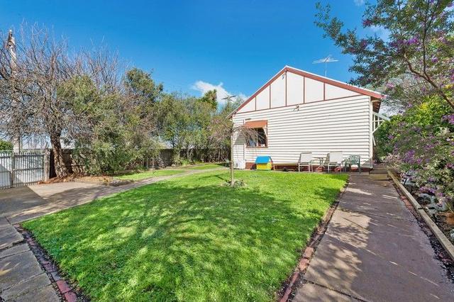 13B Cairns Avenue, VIC 3220