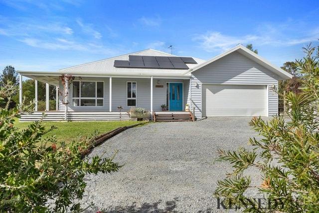 11-12 Ghost Gum Court, NSW 2647