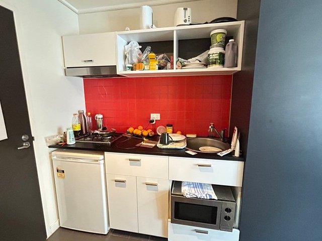 711/50 Barry St, VIC 3053