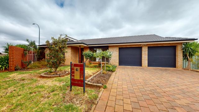 2 Provan Place, NSW 2830