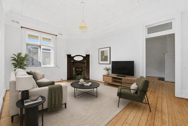 2/187 Lyons Road, NSW 2047