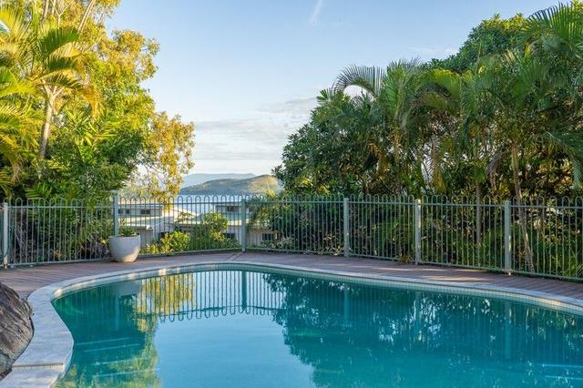Heliconia 1/1 Flametree Grove, QLD 4803