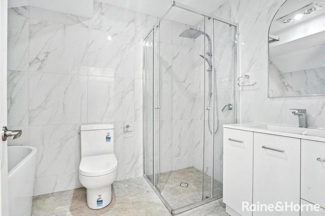 20/12-14 Barker Street, NSW 2760