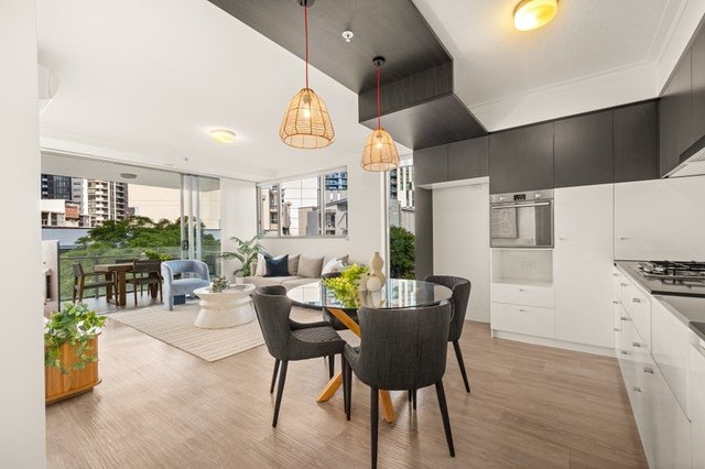 207/45 Boundary Street, QLD 4101