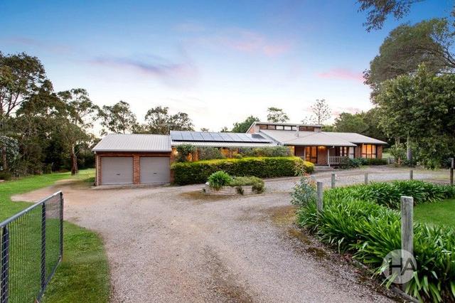 12 Bayvista Rise, VIC 3912