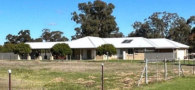 270 Henry Parkes  Way, NSW 2870